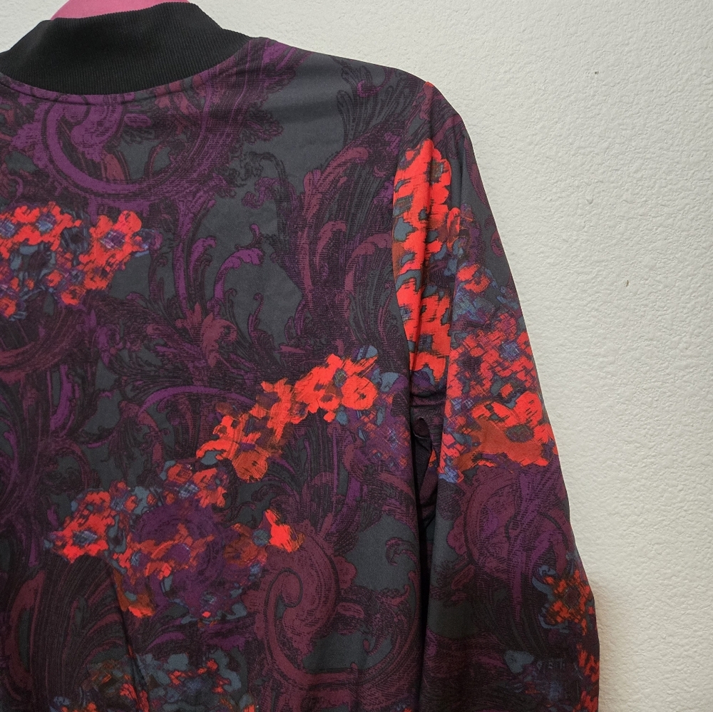 Fabletics Jacket Small - image 7